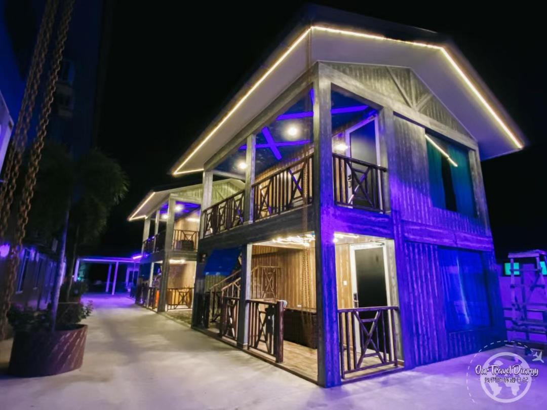 Mangrove Floating Chalet Kukup Exterior foto